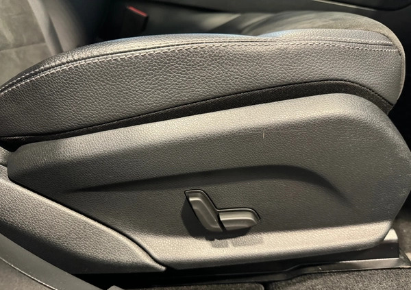 Mercedes-Benz GLC cena 134900 przebieg: 147350, rok produkcji 2017 z Rawicz małe 562